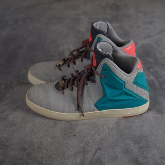 Men's NIKE Lebron XI NSW Lifestyle 616766-002 Miami Vice Wolf Grey Size 9.5 - Picture 9 of 14